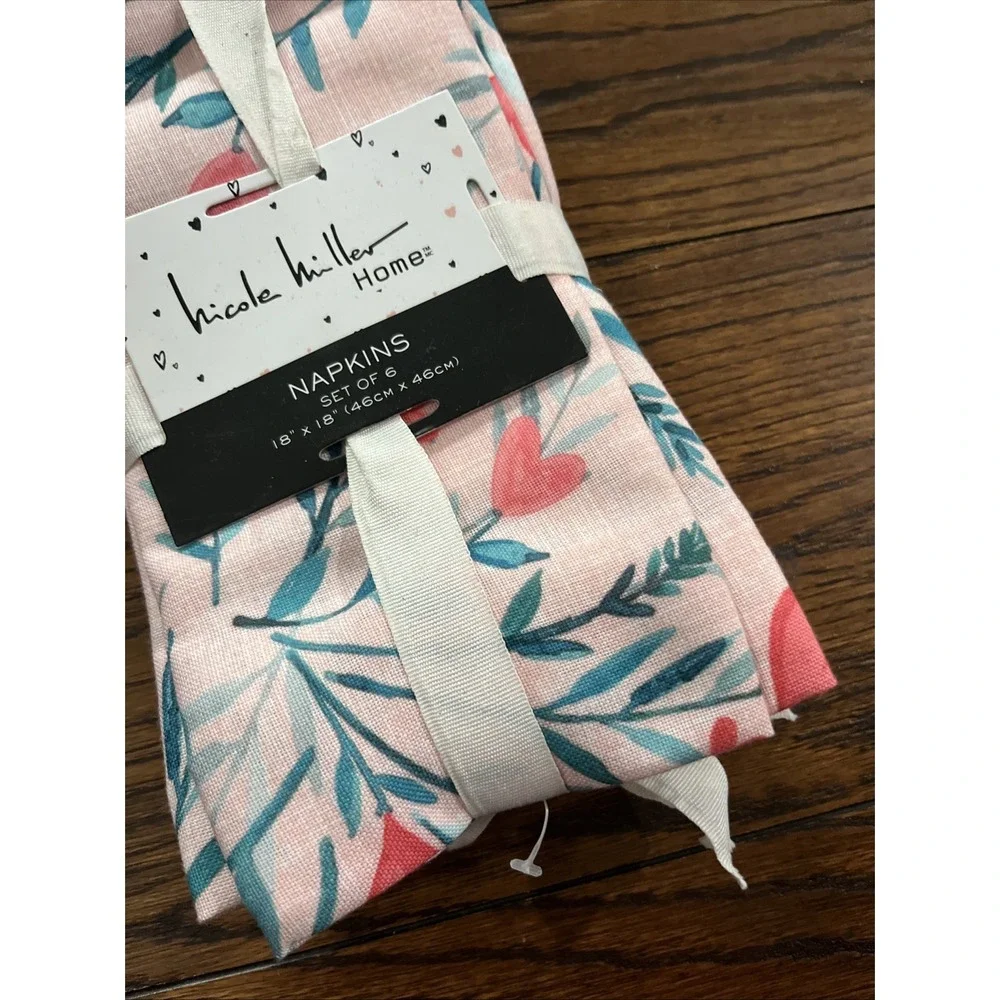 Set 6 New Nicole Miller Home Heart Floral on Pink 18